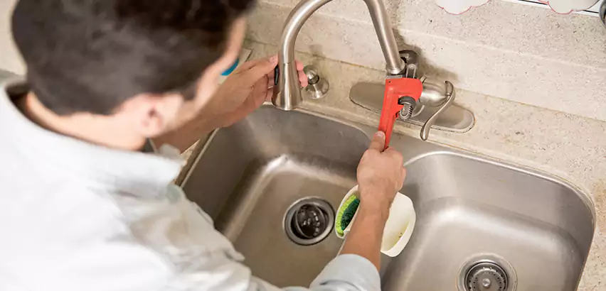 Faucet Repair in Levittown